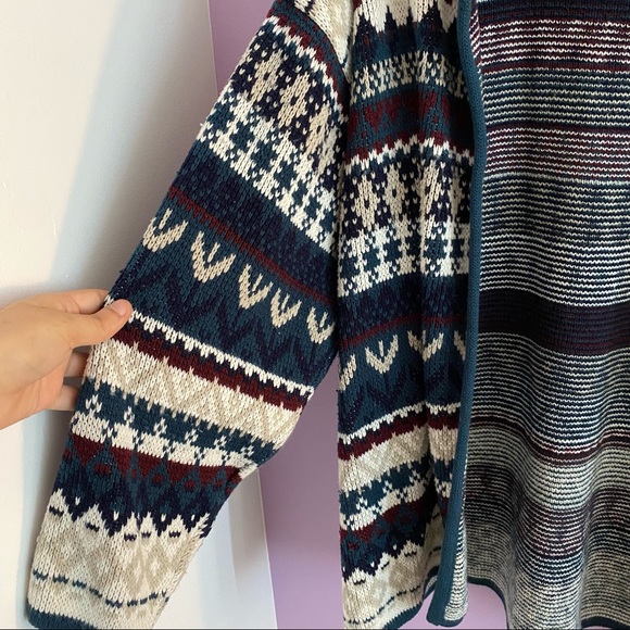 Super cute granny cardigan - Picture 3 of 4